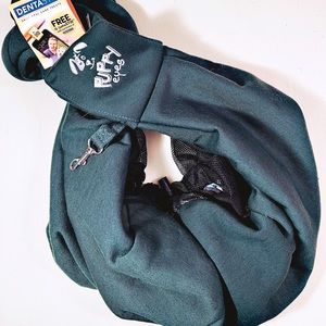 Puppy Eyes Pet Carrier Sling (Small dogs)